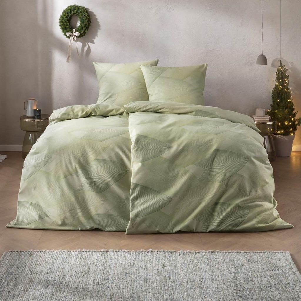 Estella Samt + Seide Flanell Bettwäsche 155x220 Bolzano grün Blätter 5474-530