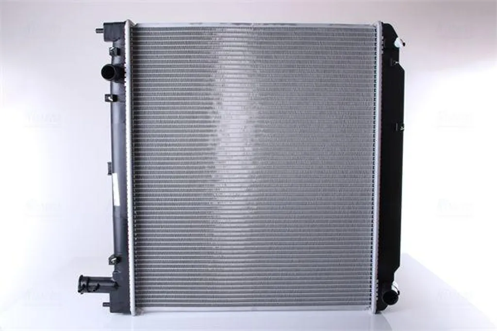 Radiateur moteur NISSENS 64858A en aluminium pour Toyota Hiace durable