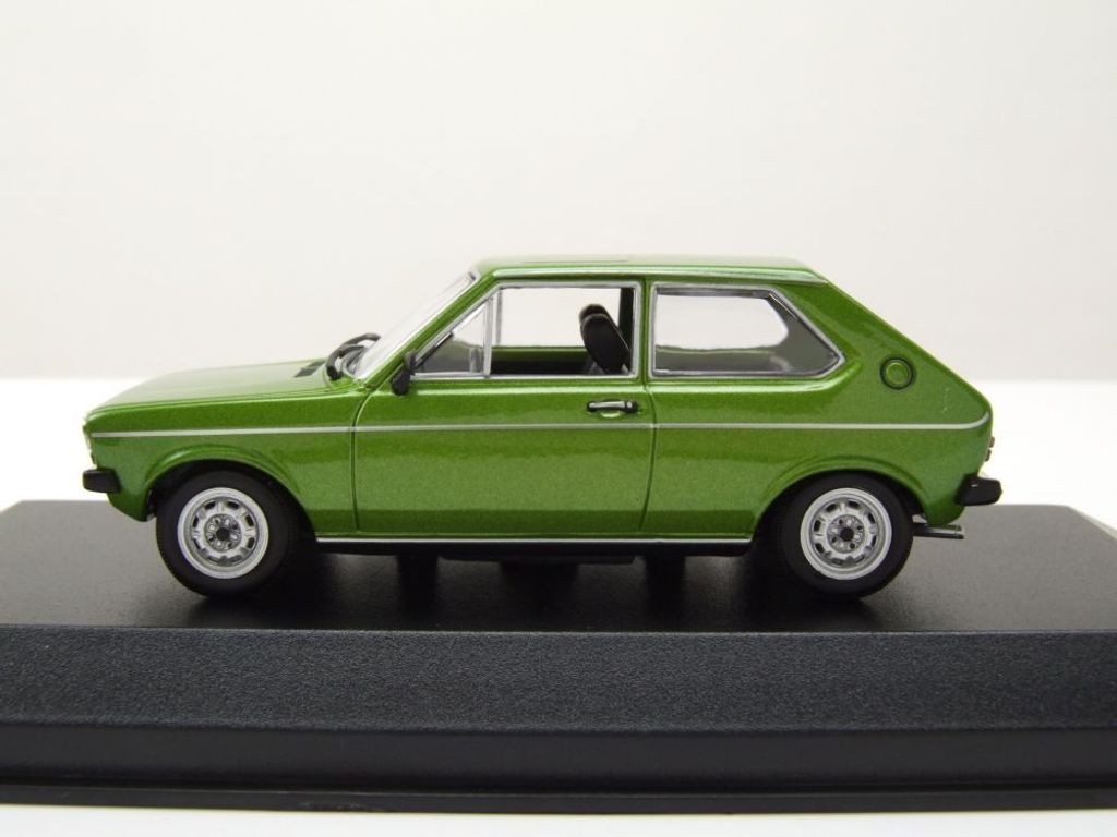 Maxichamps 940010400 Audi 50 1975 grün 1:43 Produktbild 3