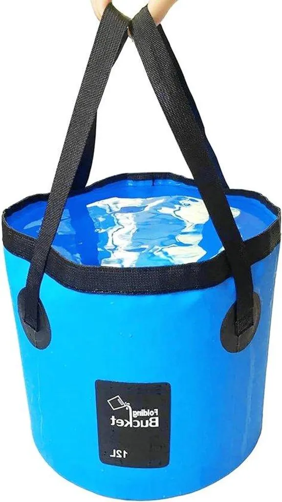 Accessoire camping et randonnée : récipient eau 12L pliable et pratique