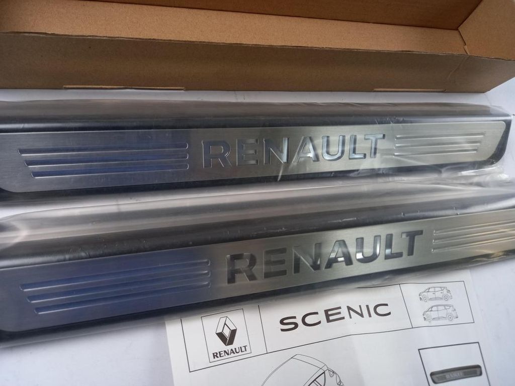 Original OE RENAULT Einstiegsleisten Satz 8201586089