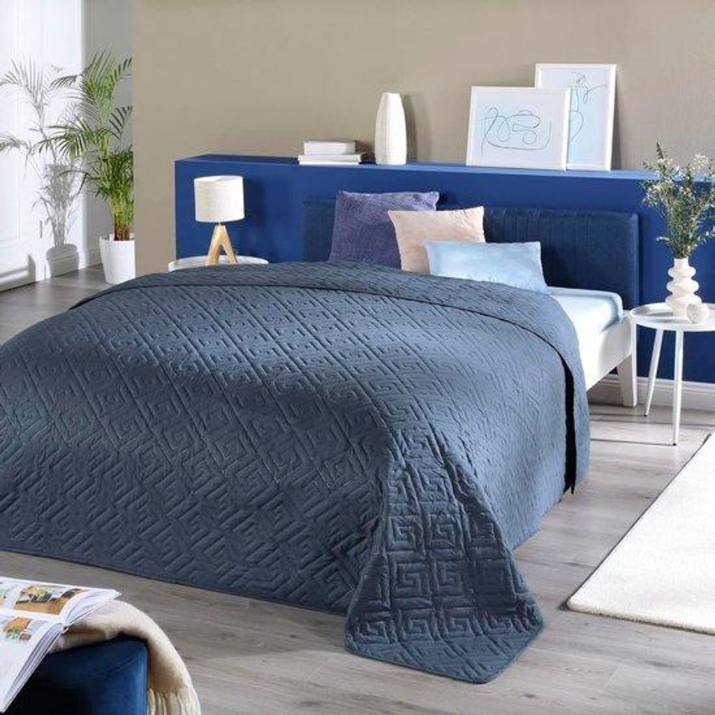 Famanu Bettüberwurf - Premium Blau - 220 x 240 cm