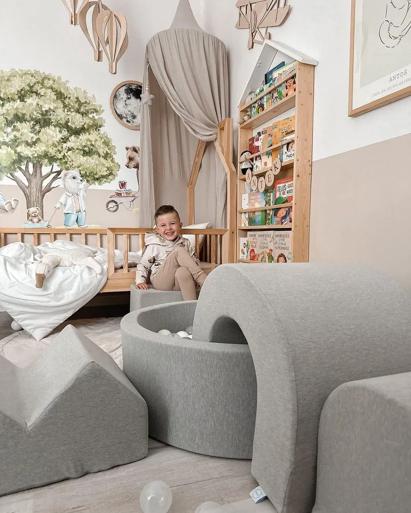 Culla da Gioco in Schiuma Grigio Chiaro - Sicurezza e Relax per Bambini - 4