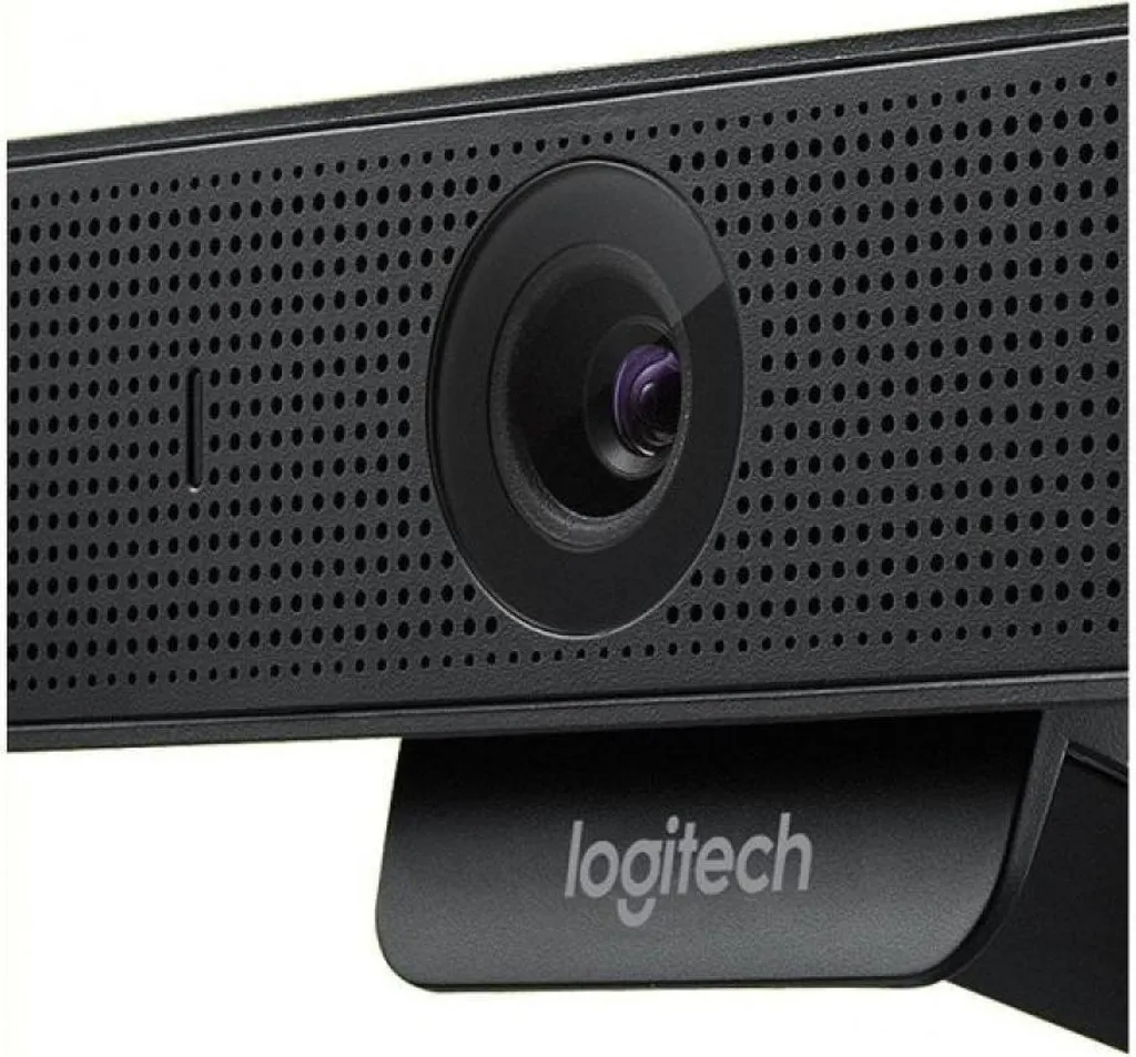 Améliorez votre Image en Visioconférence avec la Webcam Logitech C925e - 11