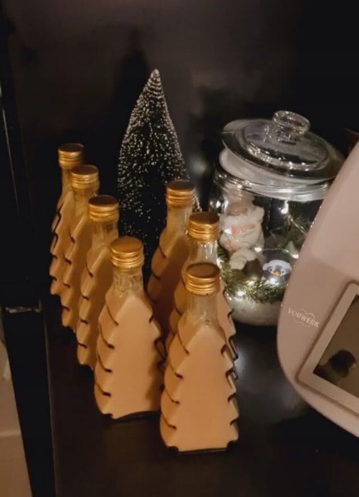 12 x 250ml Weihnachtsflaschen Schnapsflaschen Produktbild 5
