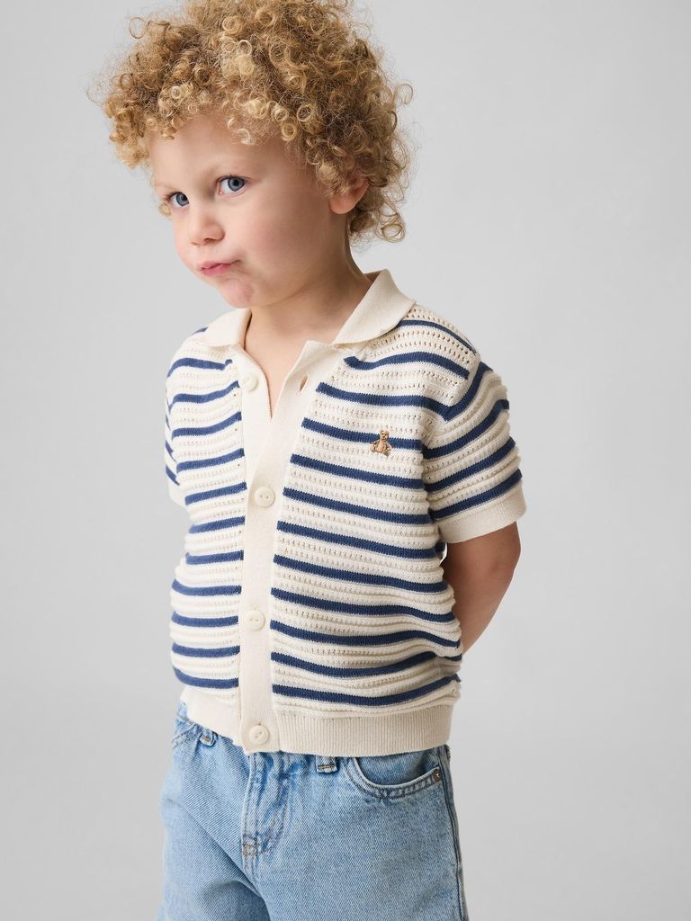 GAP Strickshirt Baby 12-18M aus weichem Baumwolljersey mit gesticktem Motiv, gerader Schnitt