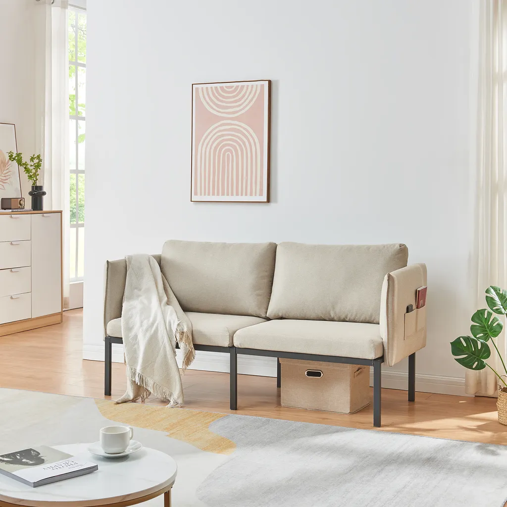 Canapé droit 2 places Kamar en tissu beige pour salon contemporain