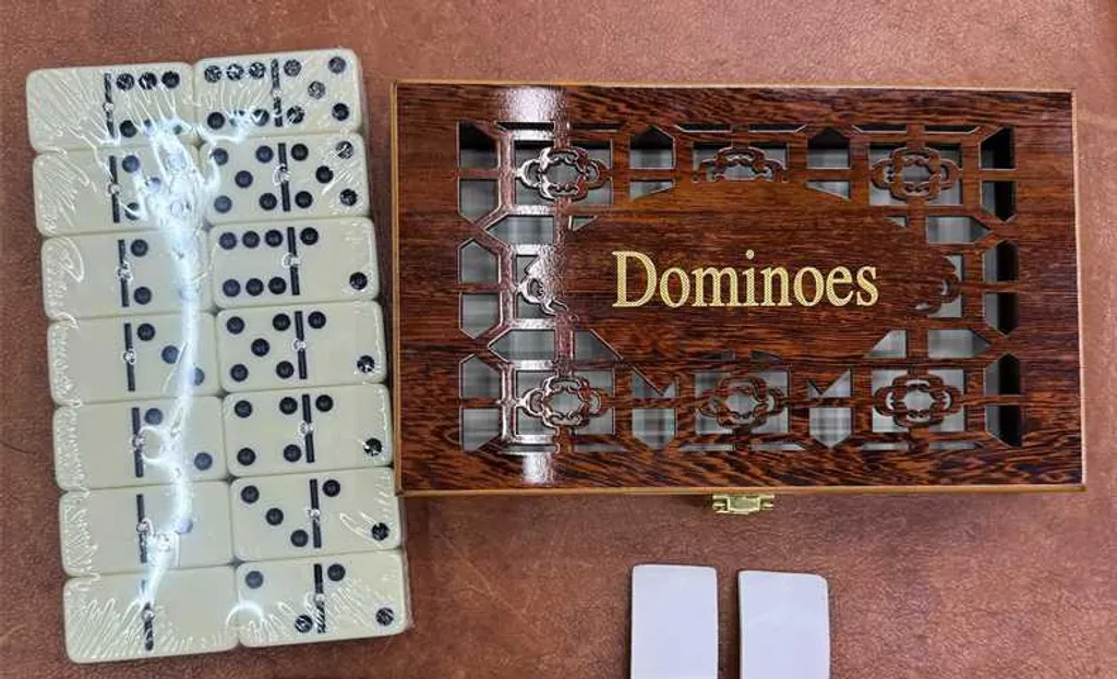 Dominos Double 6 Classiques en Coffret Bois - Jeu Traditionnel Extra Épais