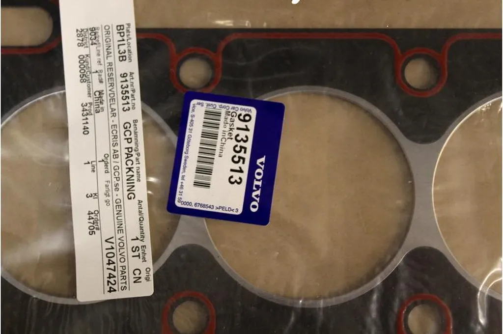 Joint de culasse VOLVO 850 S70 C70 référence OEM 9135513 d'origine
