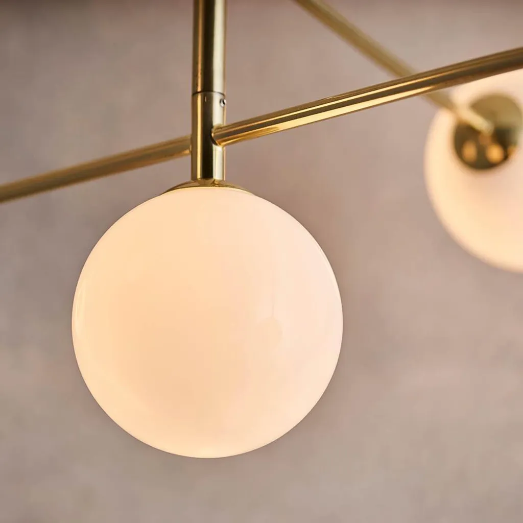 Plafonnier Design Doré : Comment Sublimer un Plafond Vide avec Style - 5