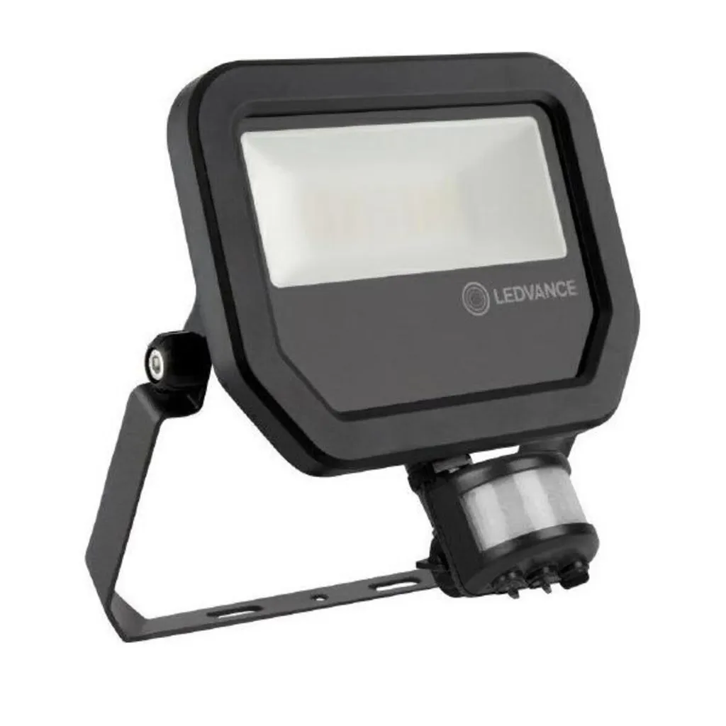 Éclairage extérieur LED 20W pour garage et jardin LEDVANCE