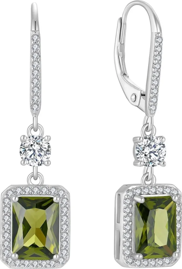 Puces d'oreilles en Argent et Péridot vert carré, Bijou Naissance Août
