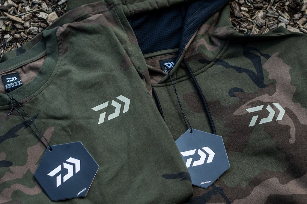 DAIWA Carp Camo T-Shirt | rybářské tričko