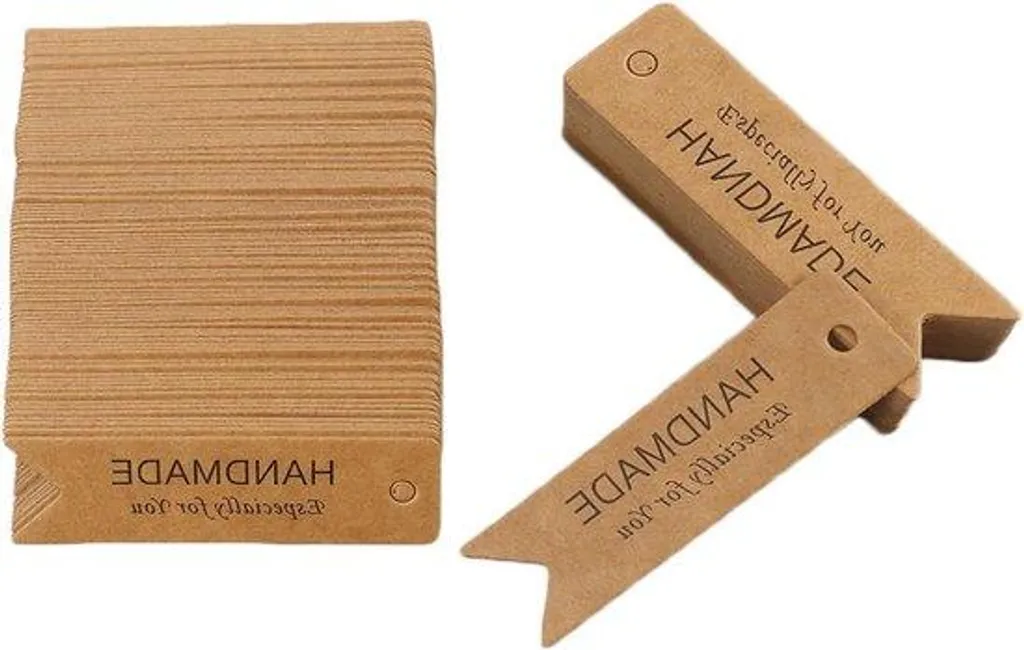 Étiquettes kraft Noël pour décoration de table et paquets faits maison