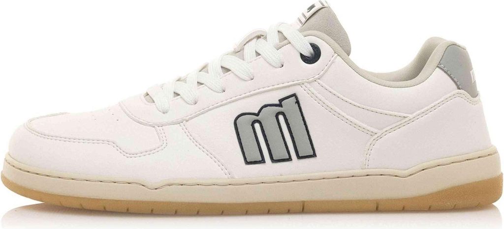 Mustang Sneakers 225-84766-C19667 in White color size 42