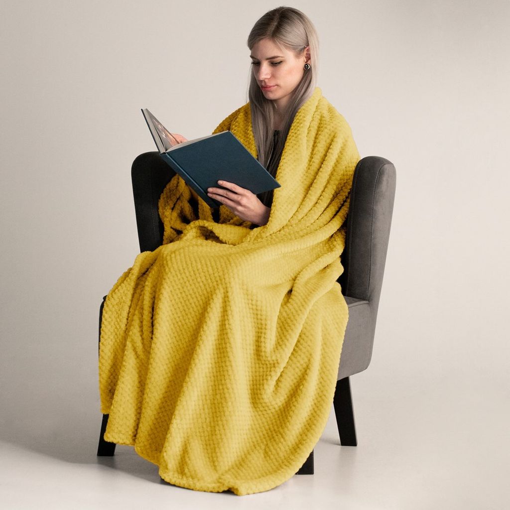 Kuscheldecke Fleece kuschelig weich Tagesdecke 170 x 210 cm - Gelb