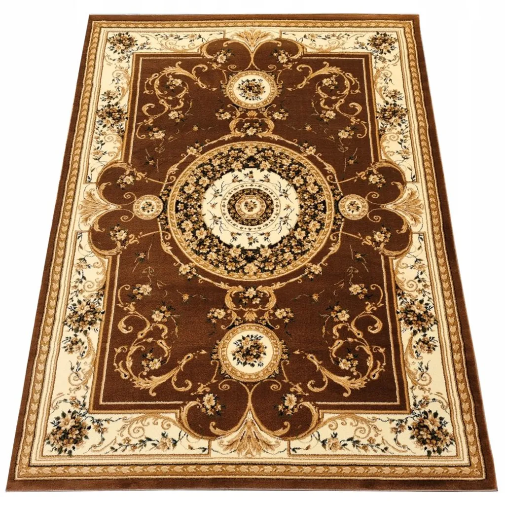 Tapis rectangulaire 140x190 cm LUCHO marron pour salon et chambre