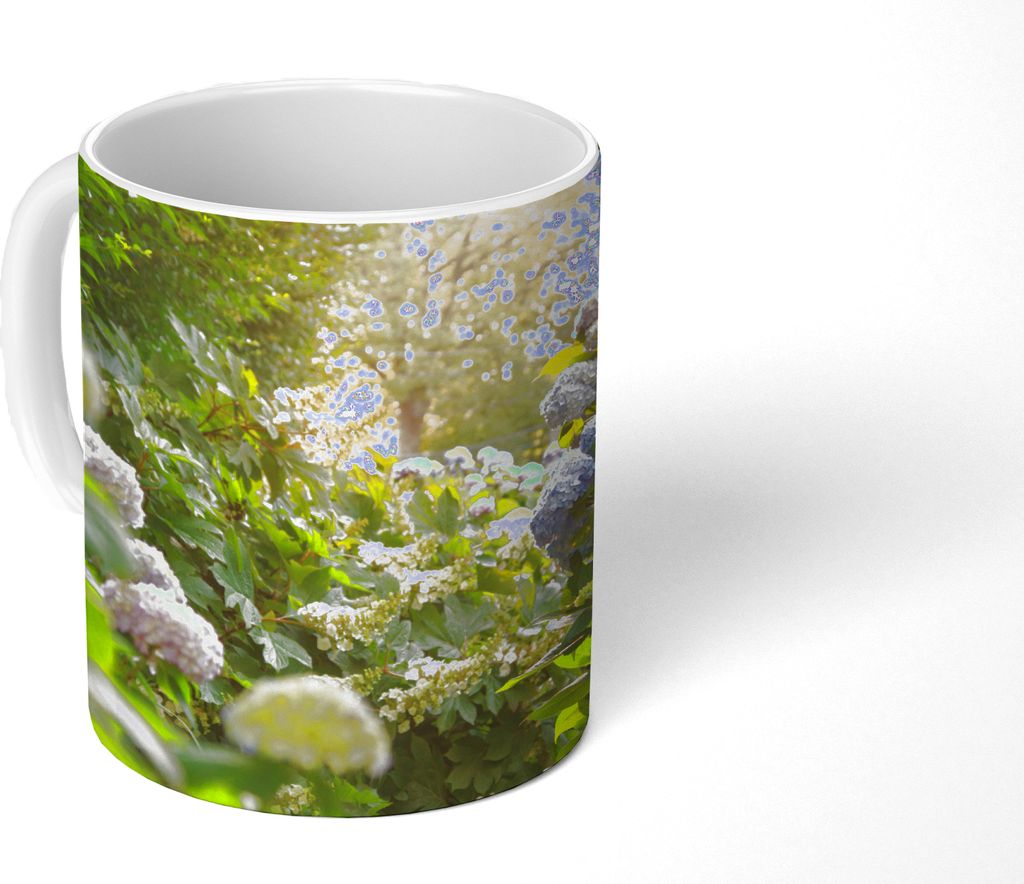 MuchoWow Tasse Kaffeetasse Kaffeebecher 350 ml Gelbe Hortensien im Garten Teetasse - Fototasse - Becher - Keramikbecher - Teebecher - Kaffeetasse...