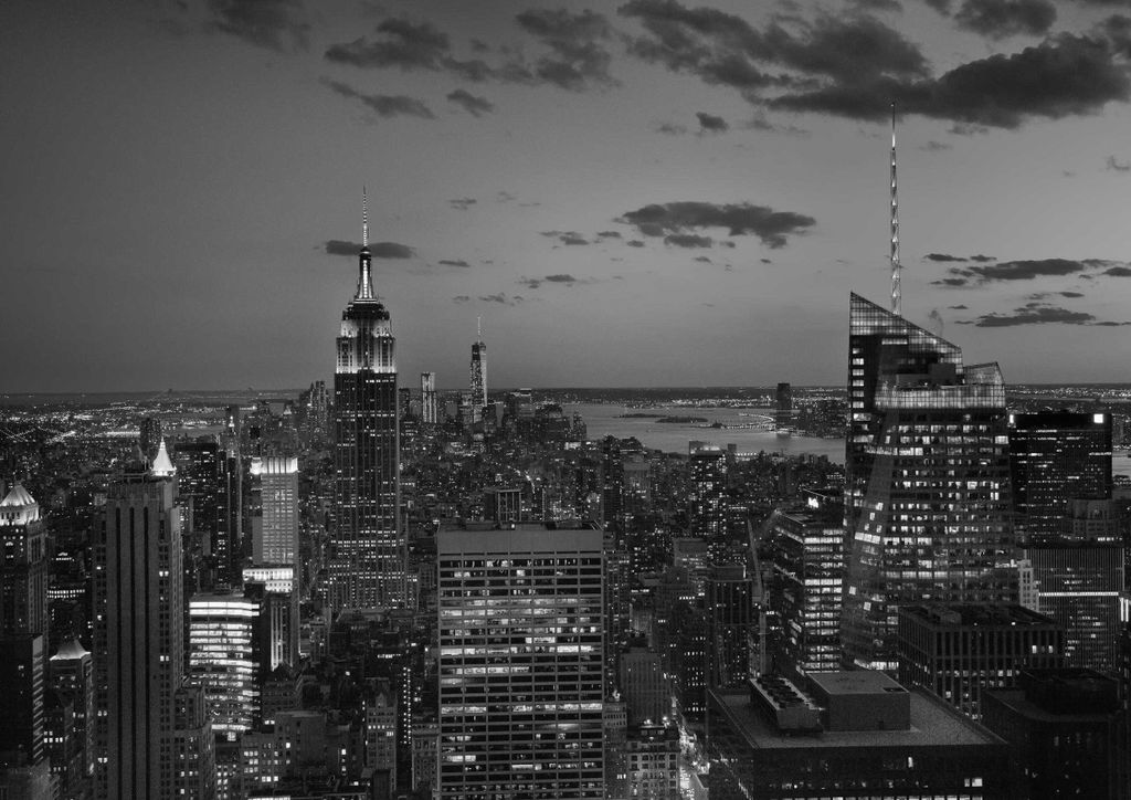 hansepuzzle 26411 - Großstadt bei Nacht Puzzle, 260 Teile, Gebäude, 41,0 x 28,0cm mit hochwertiger Aufbewahrung, Kartonbox & Beutel