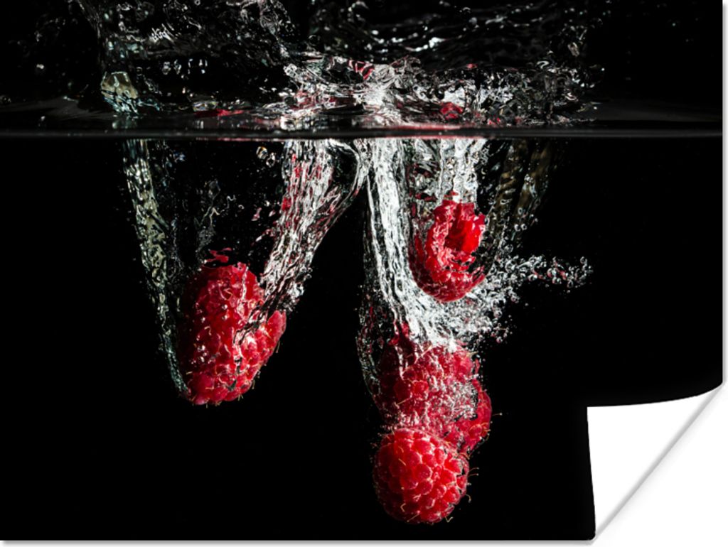 MuchoWow Poster Himbeeren - Obst - Stilleben - Wasser - Schwarz - Rot 120x90 cm - Wandbild