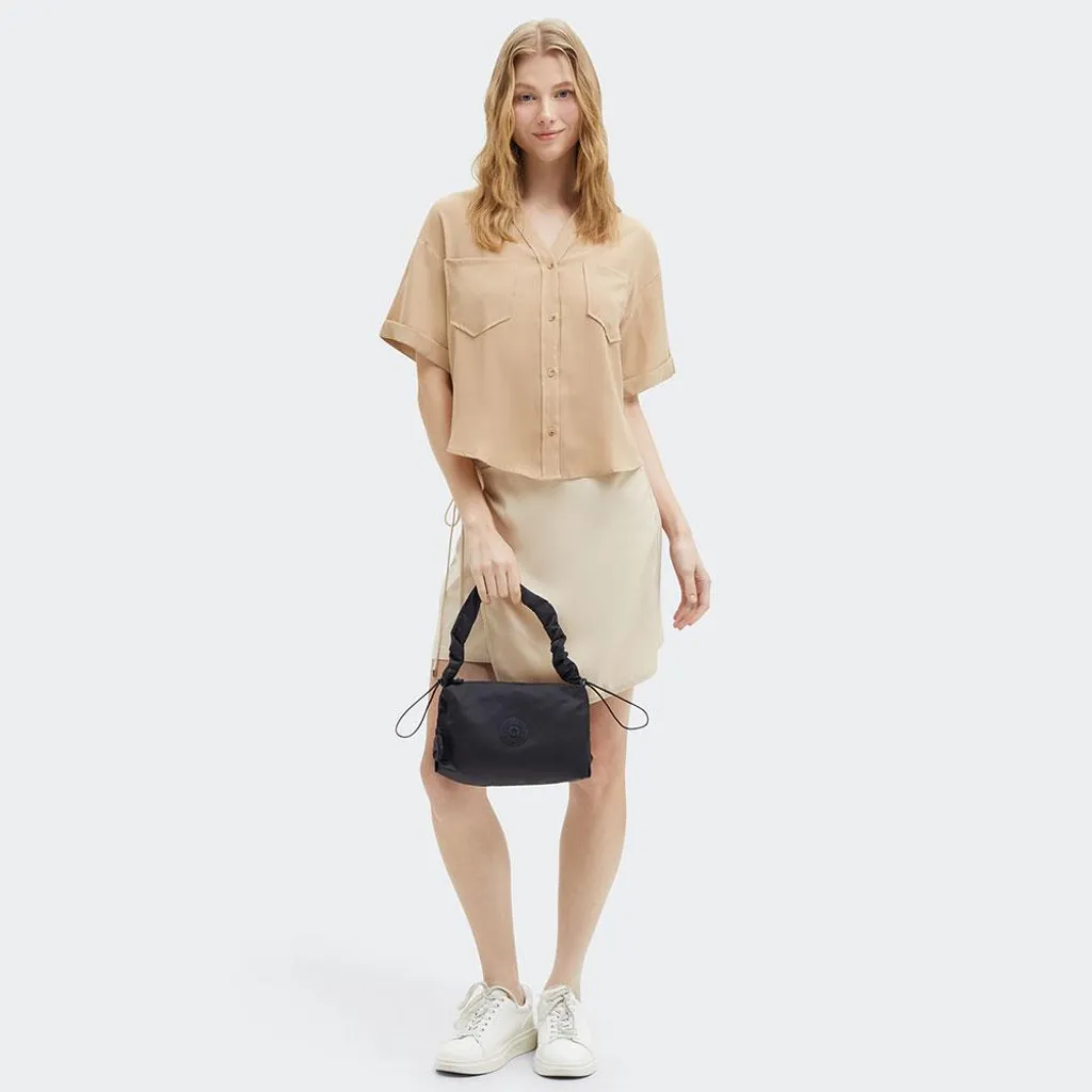 Sac à bandoulière Kipling Eleni noir léger avec poches zippées