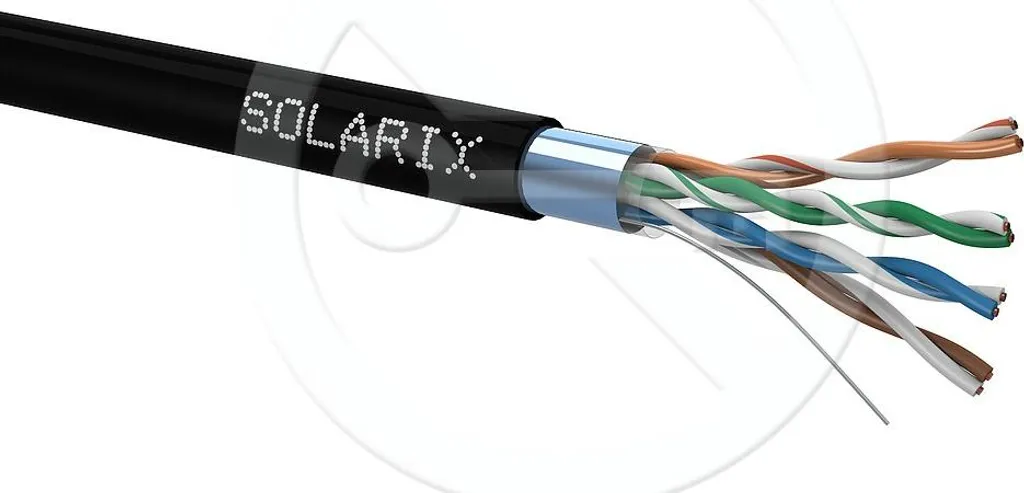 Câble FTP Cat5e blindé extérieur Solarix PE 100m étanche et robuste