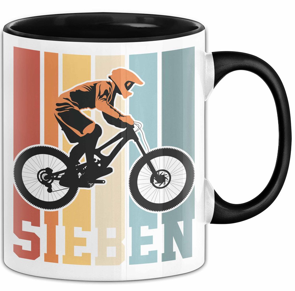 Tasse SIEBEN Grafik RetroStil Geschenkidee 7. Geburtstag Jungs (Schwarz)