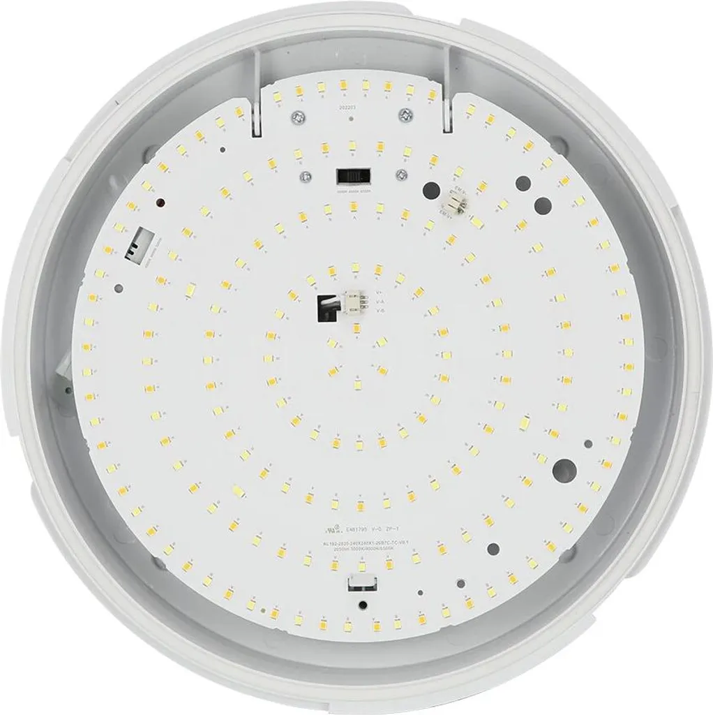 LED line PRIME Plafonnier LED 12W 16W avec CCT commutable IP65 IK08