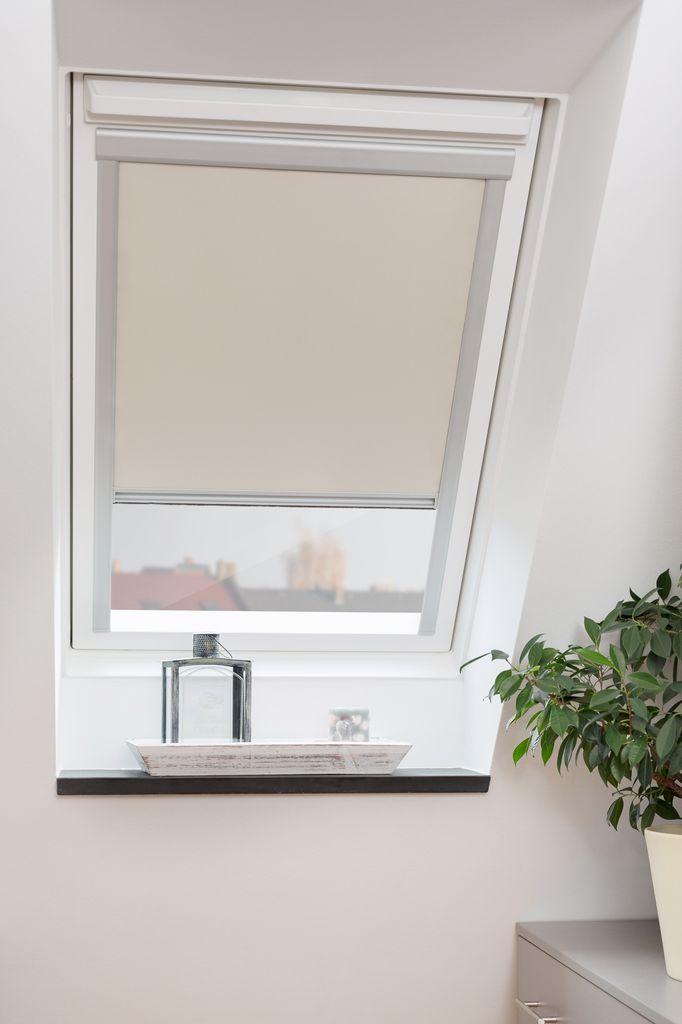 Roleta do střešního okna Skylight F06 krémová Obrázek produktu 