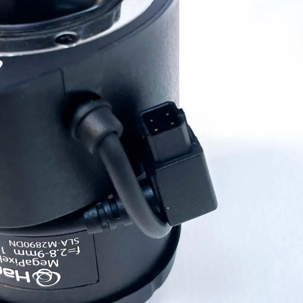 Objectif Hanwha SLA-M2890DN 2.8-9mm avec Correction IR Intégrée