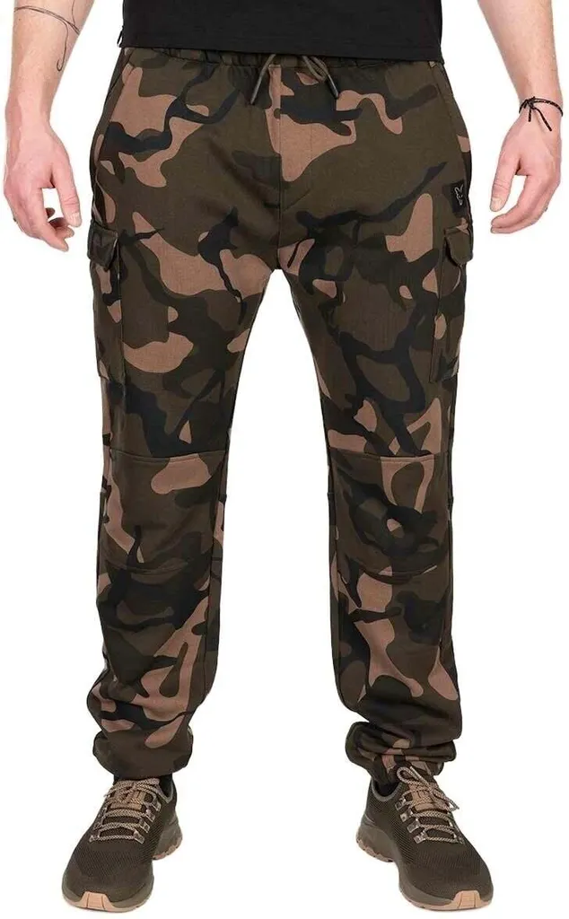 Adieu l'inconfort à la Pêche avec le Fox LW Camo Joggers S Pantalon Léger