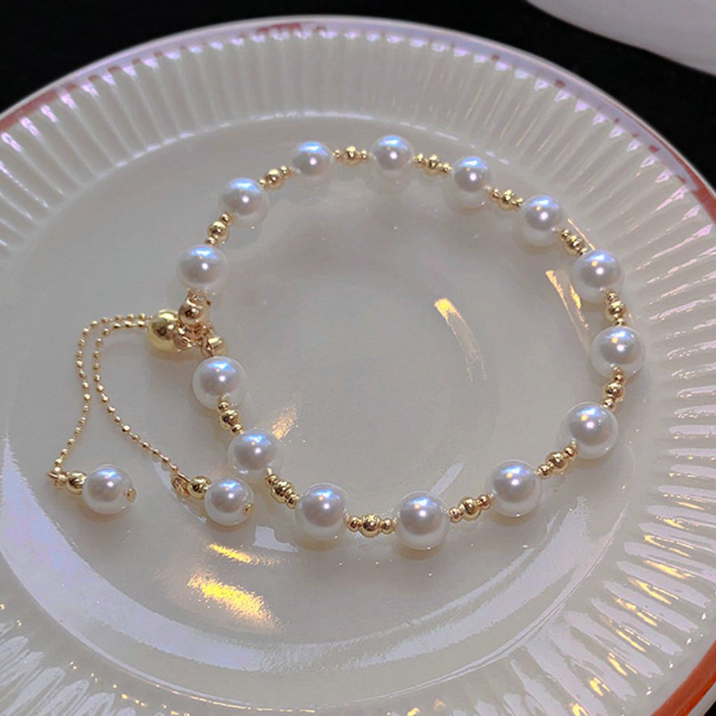 Damen-Armband mit Perlen, verstellbar, elegant, zierlich, schlichter Stil, Geschenk, goldener Hochglanz, Kunstperle, Mädchen-Armband, Modeschmuck