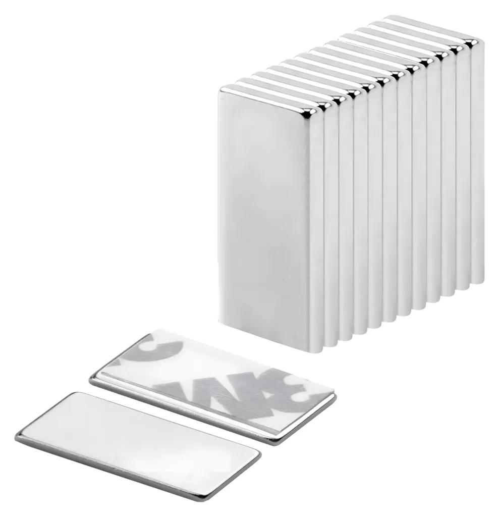 Fixez sans Percer avec ces Aimants Autocollants Puissants - Lot de 12 Unités