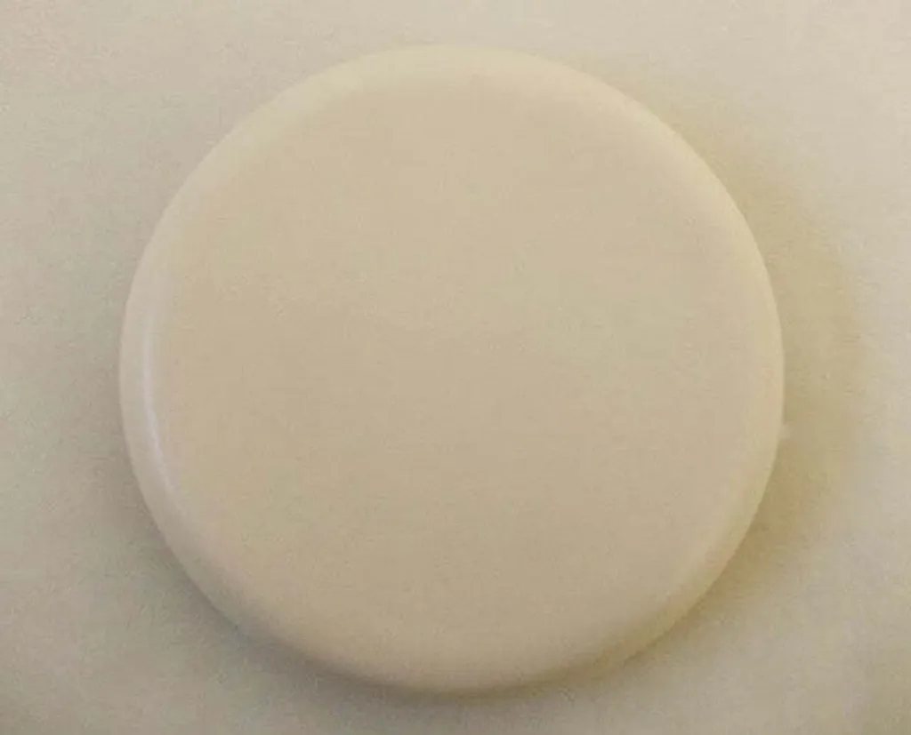 Carreau de nettoyage blanc coquille rond 15 cm pour poêle en faïence