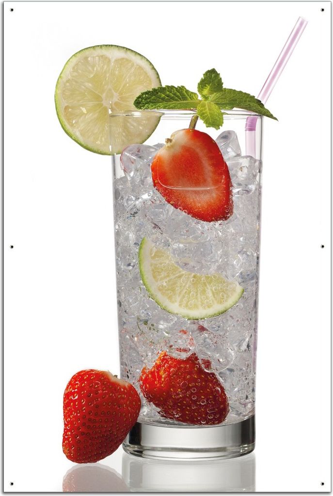 Wallario Outdoor-Poster für Garten oder Balkon, Motiv Glas Wasser mit Erdbeeren, in ca. 61 x 91,50 cm