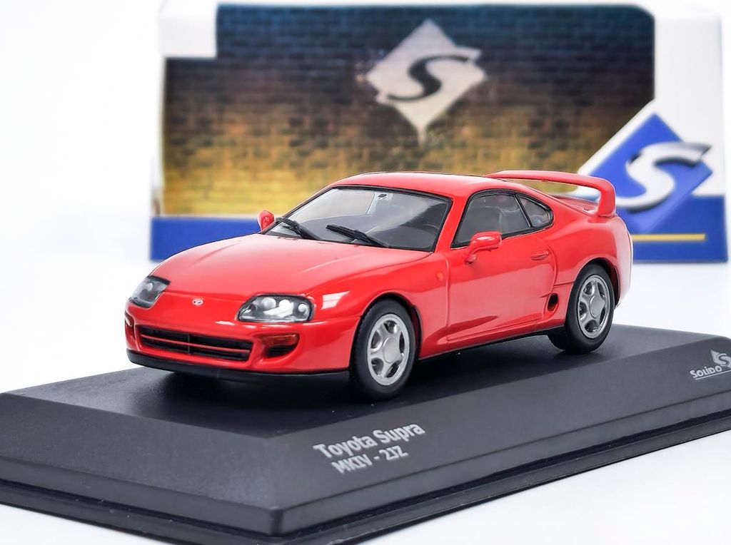 Modèle Réduit Toyota Supra MKIV 2001 Au 1/43 Par SOLIDO - Couleur Blanche - Boîte Fermée - Neuf
