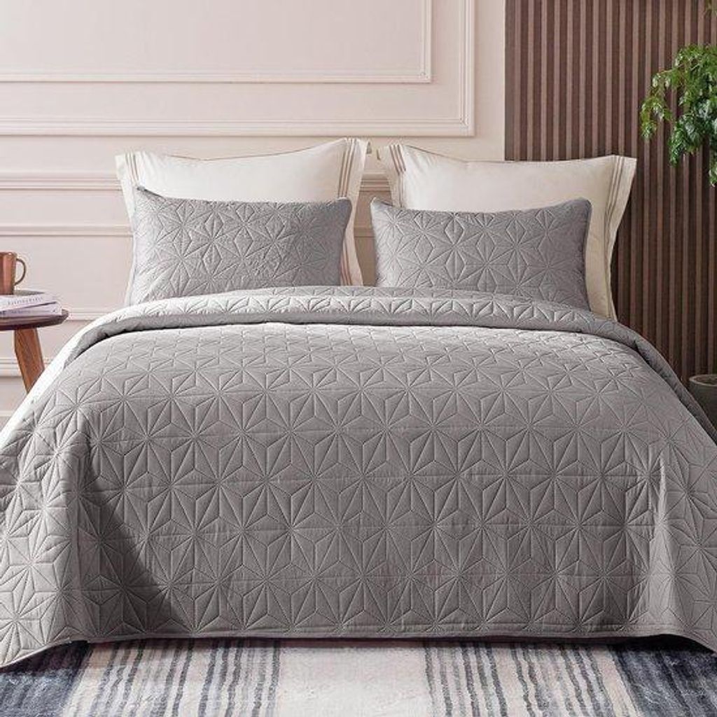 Lichtgrijze geometrische decoratieve sprei set
