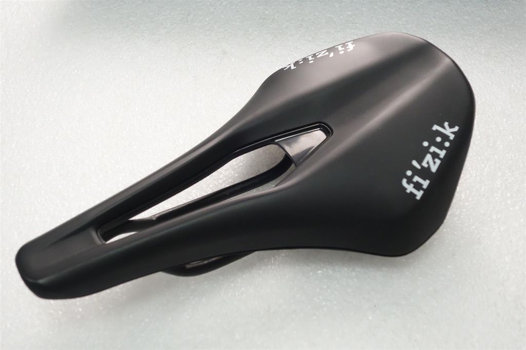 Fizik Rennsattel Tempo Argo R5 150 Mm Produktbild 