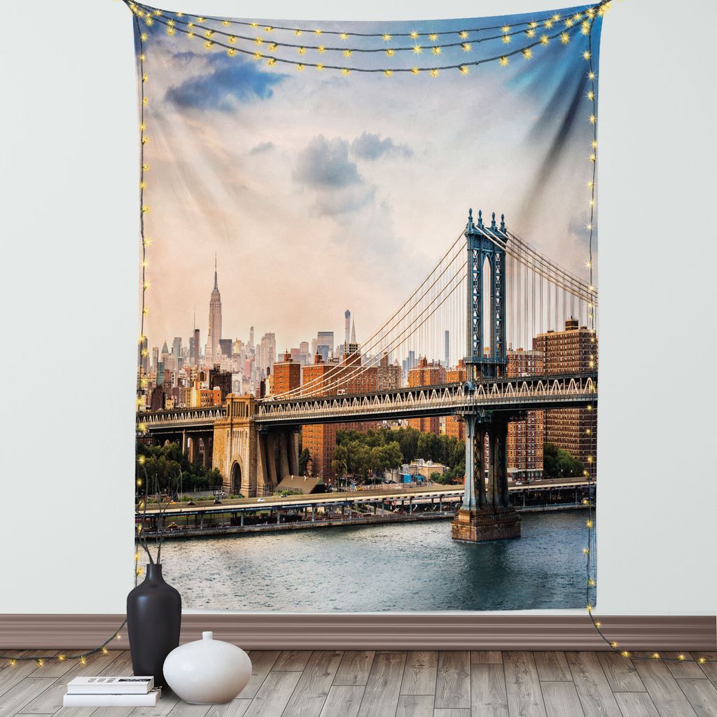 ABAKUHAUS New York Wandteppich, Manhattan Bridge Und New York Skyline Bei Sonnenuntergang East River Highrise Buildings, Wohnzimmer Schlafzimmer Se...