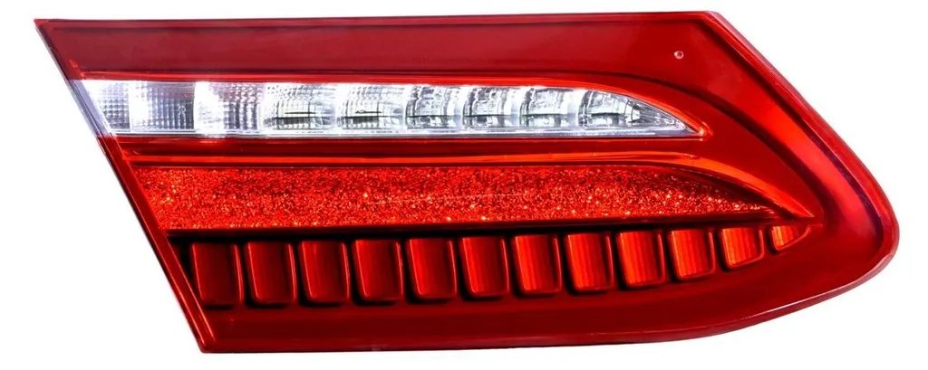Réparer feu arrière gauche LED Mercedes Classe E avec l'expertise HELLA