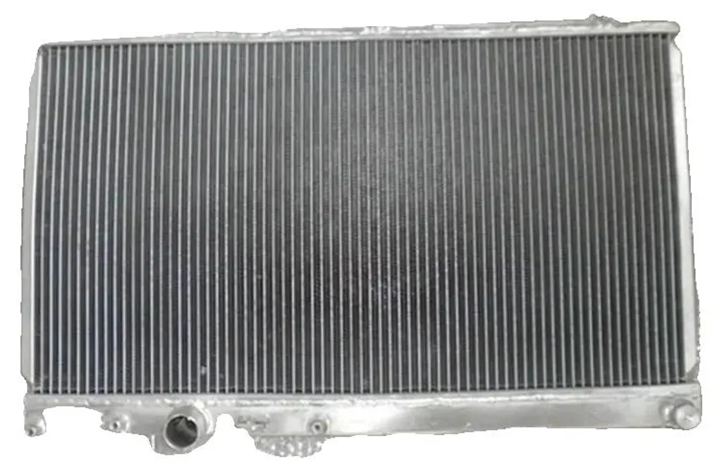 Évitez la Surchauffe Lancer EVO 7/8/9 avec ce Radiateur Aluminium de 50mm