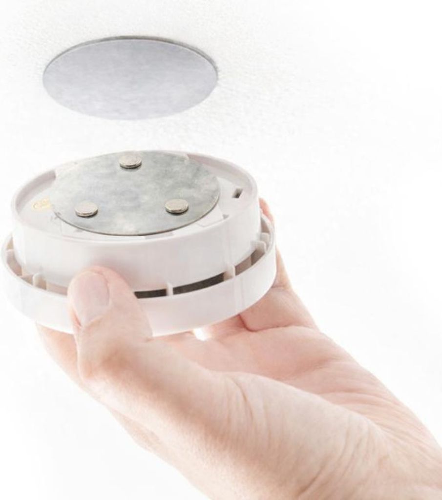 Selbstklebender Magnethalter für Gaswarngeräte - keine Schrauben mehr in der Decke oder Wand