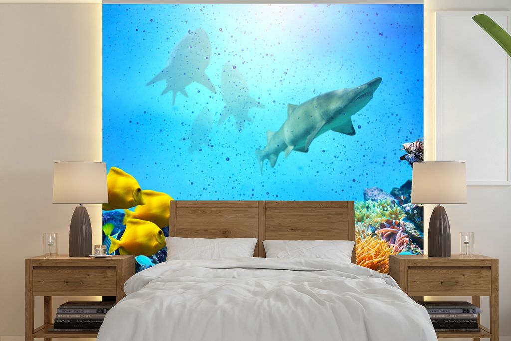 MuchoWow Fototapete für Wohnzimmer oder Schlafzimmer Wandtapete Vinyl Motivtapete Meer - Fische - Farben - 350x350 cm - Schlafzimmertapete