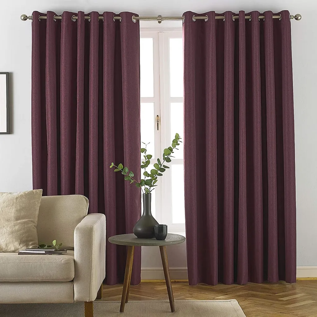 Rideau occultant léger rouge Furn Moon RV1848 - Finition œillets Pro