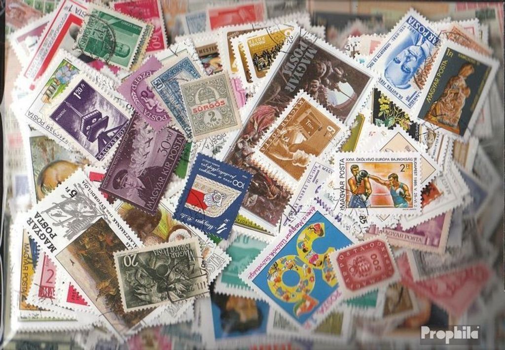 Briefmarken Ungarn 2500 verschiedene Marken