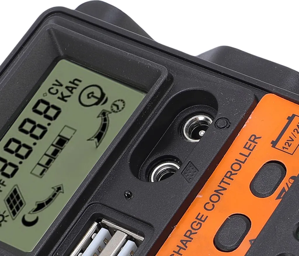 Controller Solare 30A LCD Intelligente 12/24V Doppia USB per Esterni - 4