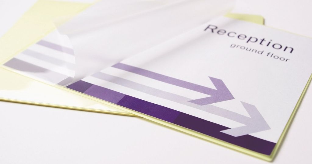 Laminierfolie A4 80mic selbstklebend VE=5x100 Stück glänzend