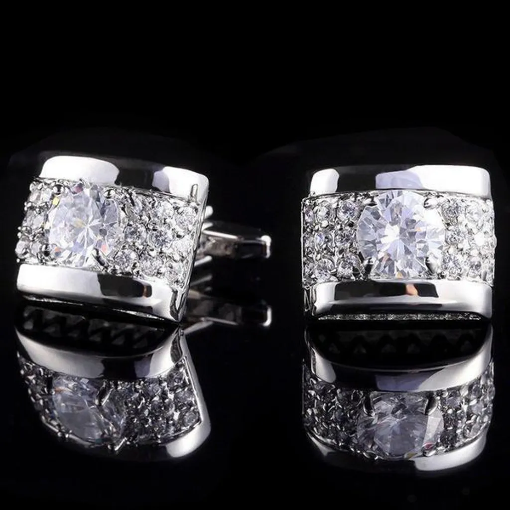 Boutons de manchette luxe en argent et zircon cubique étincelants