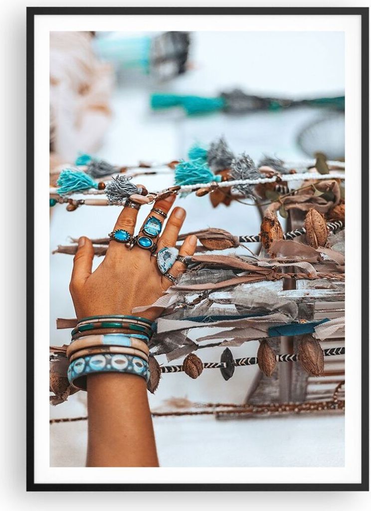 Gerahmtes Poster - Schwarzer Rahmen - Hand Schmuck ethnisch - 70x100 cm - Wand Bild - Wanddeko - Wandbilder - Kunstposter - Wandposter - Bilderrahm...