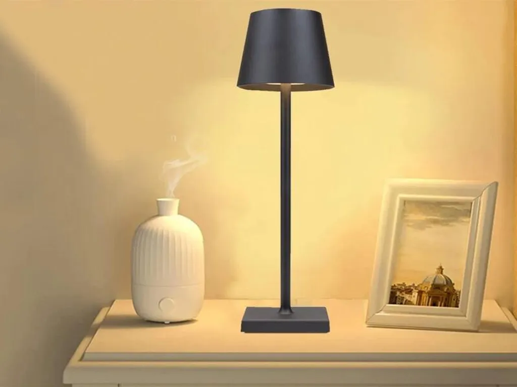 Verk 12314 Lampada LED Touch Nera Ricaricabile 1500mAh per Tavolo